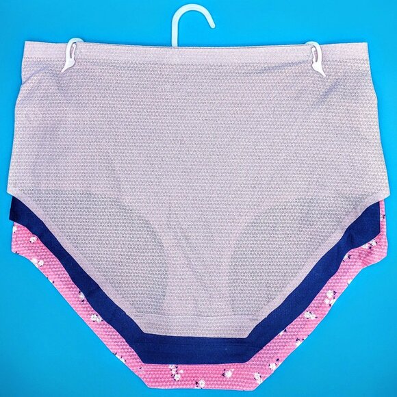 New Women’s Laura Ashley 3 Pack No Show‎ Panties Size L - NWT - Picture 2 of 3